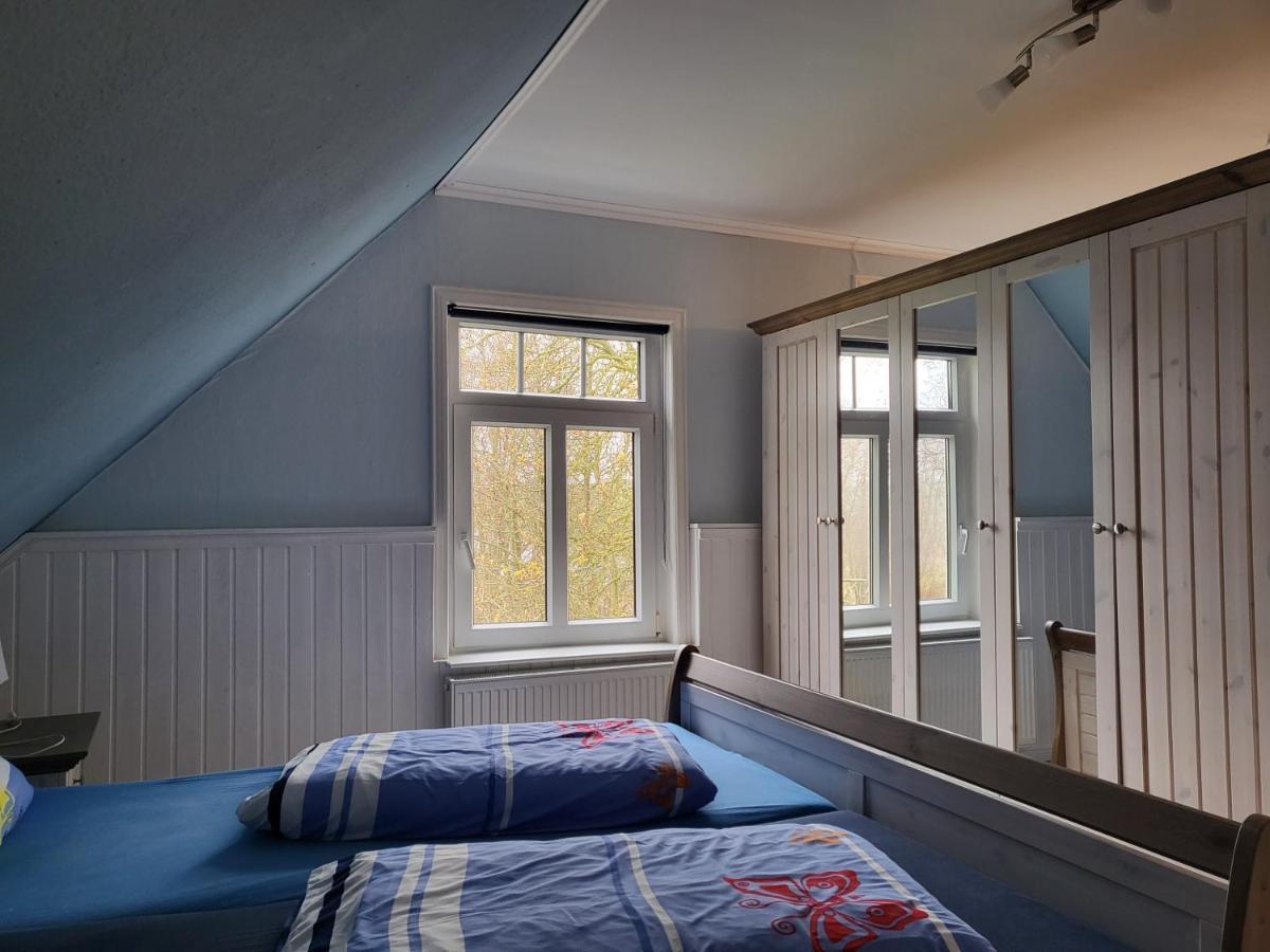 Urlaub Im Blauen Haus Apartment Sehestedt  Ngoại thất bức ảnh