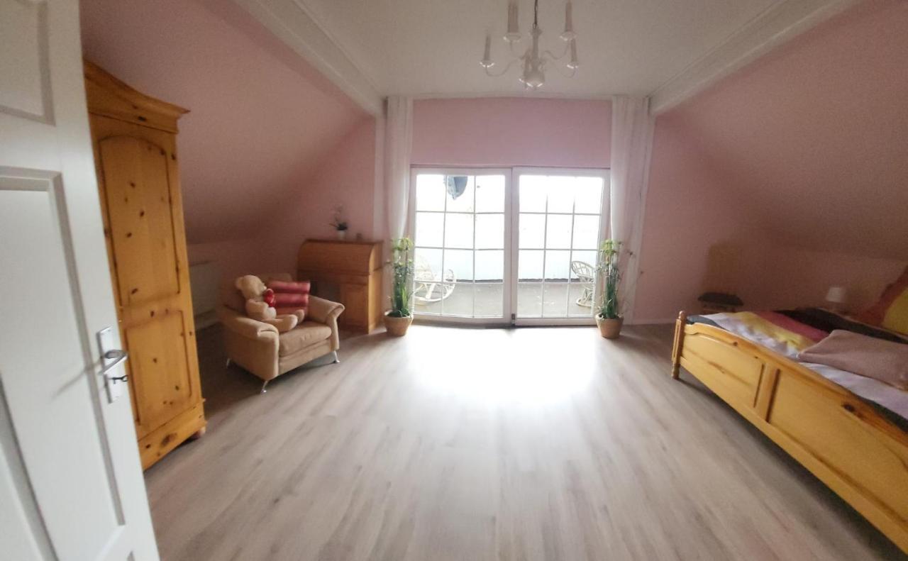 Urlaub Im Blauen Haus Apartment Sehestedt  Ngoại thất bức ảnh